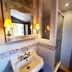 Pierres Et Jardins Отель типа 