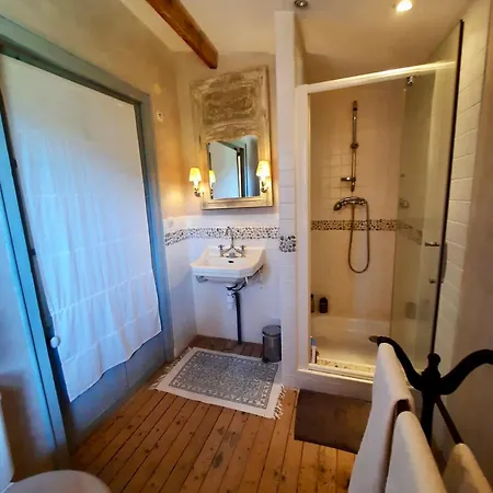 Couette-café Pierres Et Jardins Senlis (Oise)