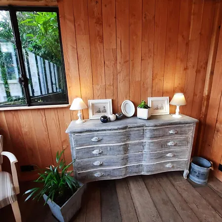 Couette-café Pierres Et Jardins 3*